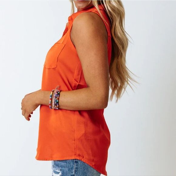 BRAND NEW STUDIO SLEEVELESS COLLAR BUTTON DOWN BLOUSE WOMEN"S BLOUSE - Picture 1 of 16